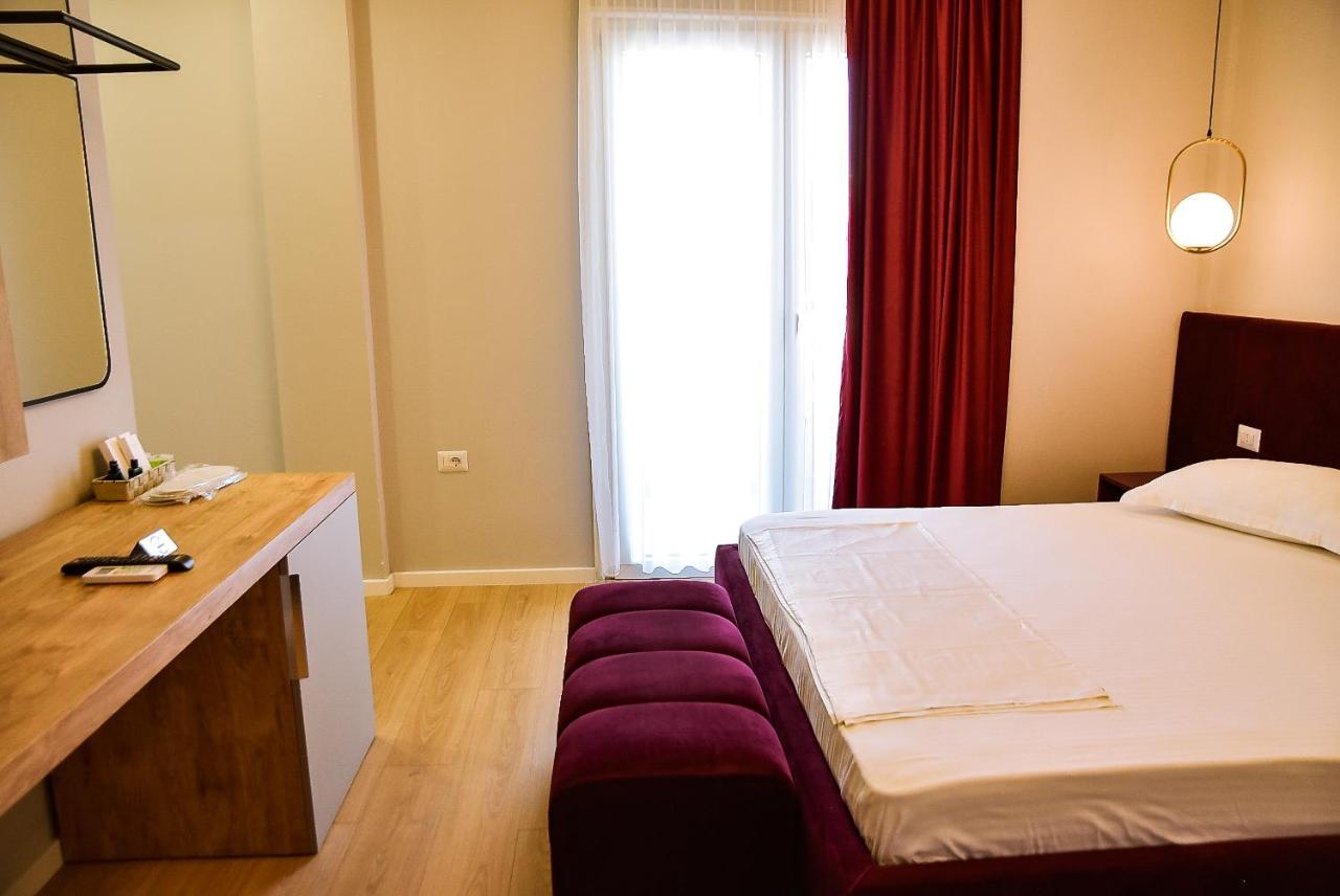 Hotel Jurgen Rinas Exterior photo